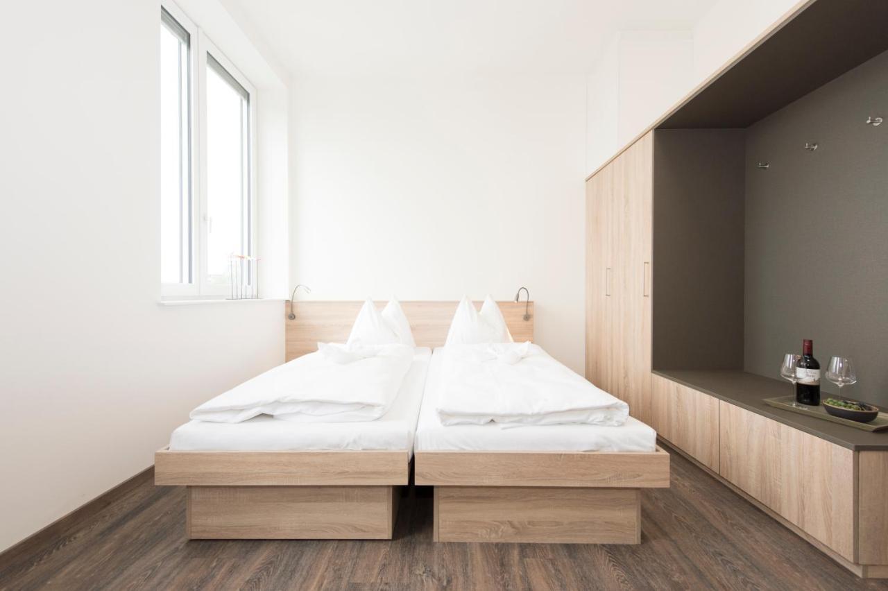 Tt-Rooms - Kontaktlos Mit Self Check-In I Free Parking Graz Ngoại thất bức ảnh